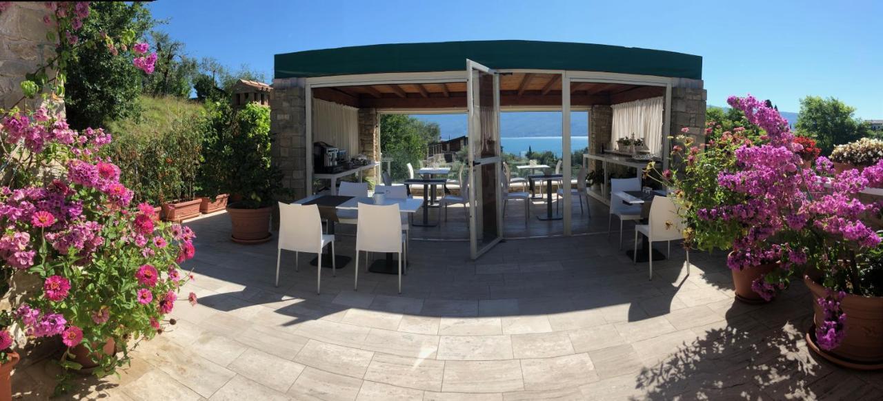 La Cascata Negli Ulivi Bed & Breakfast Toscolano Maderno Exterior photo