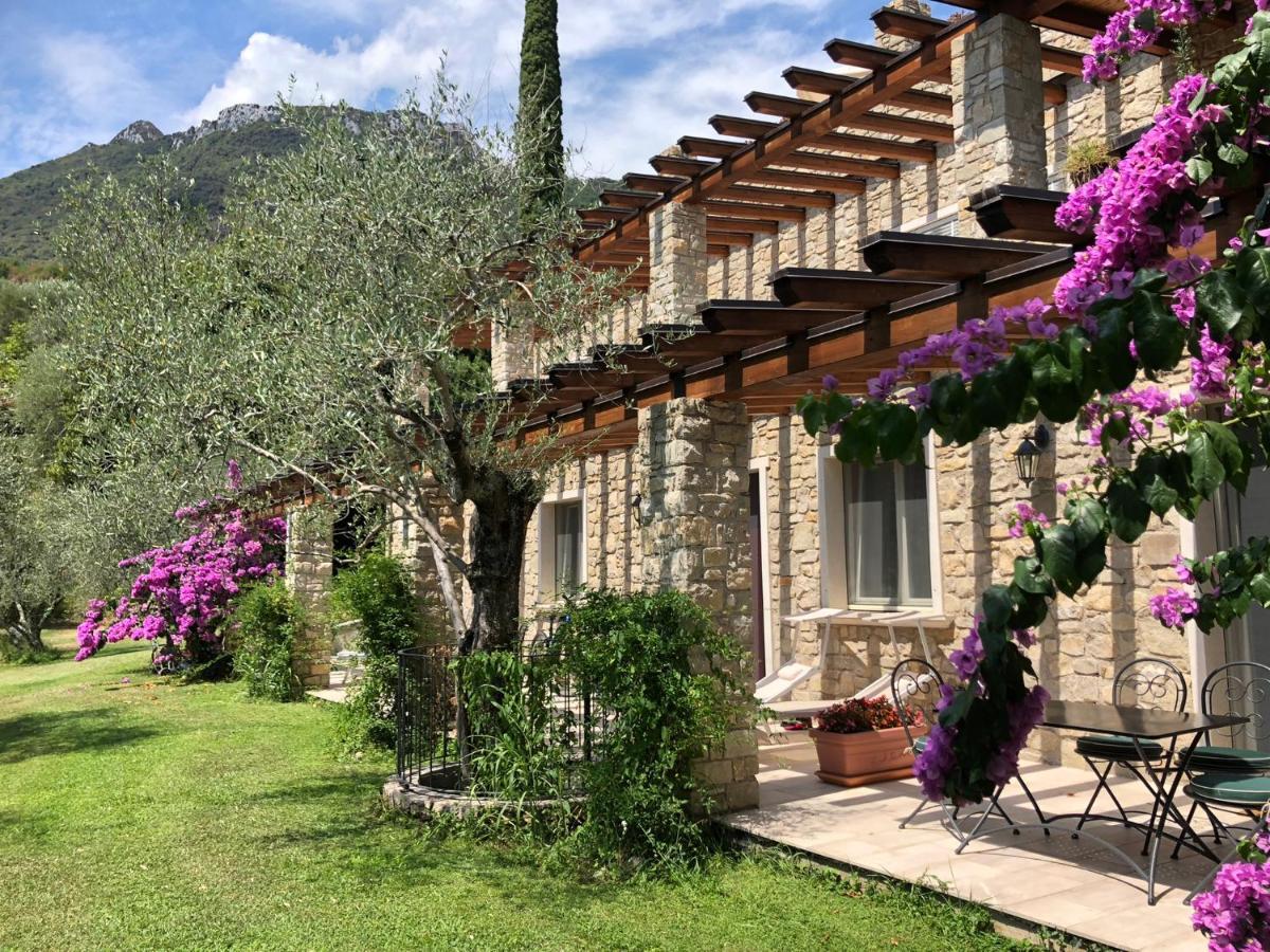 La Cascata Negli Ulivi Bed & Breakfast Toscolano Maderno Exterior photo