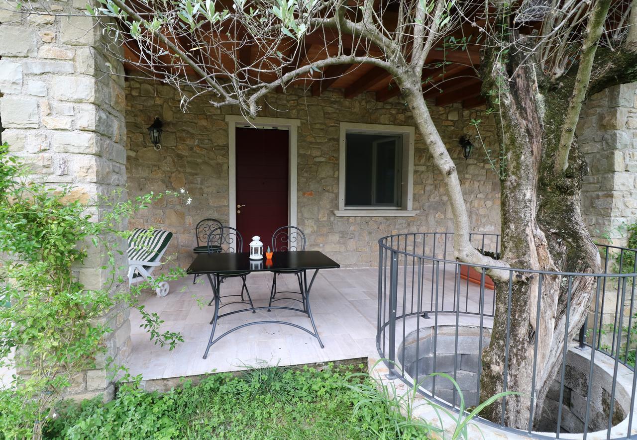 La Cascata Negli Ulivi Bed & Breakfast Toscolano Maderno Exterior photo