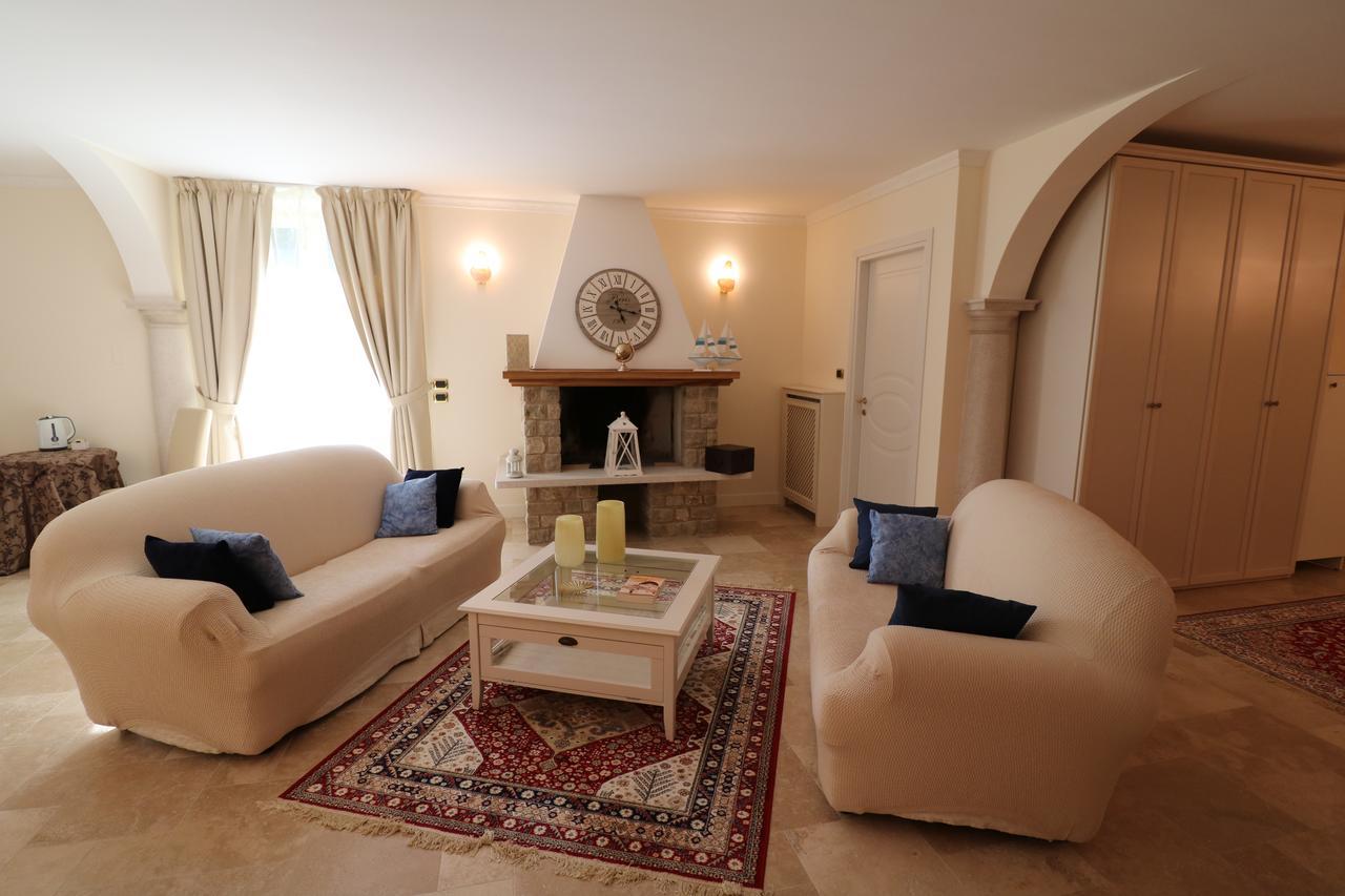 La Cascata Negli Ulivi Bed & Breakfast Toscolano Maderno Exterior photo