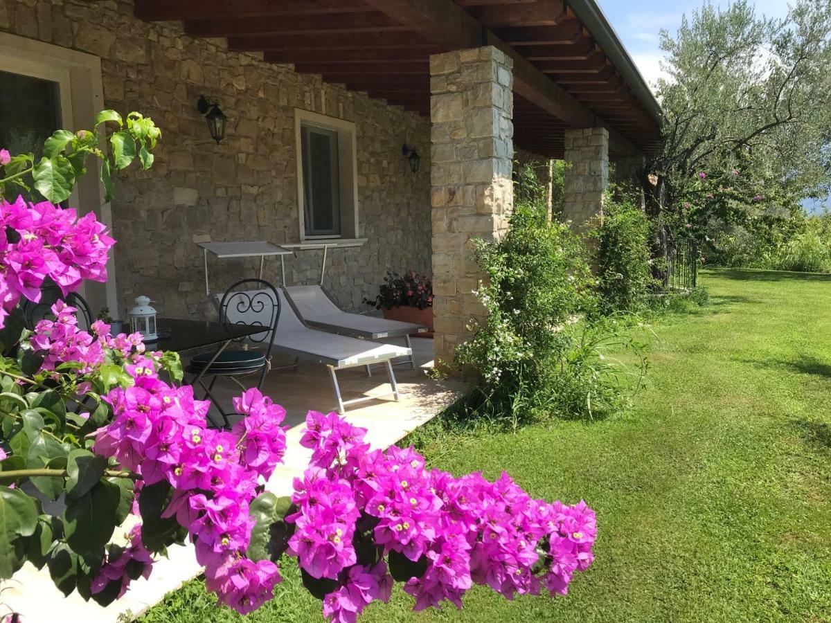 La Cascata Negli Ulivi Bed & Breakfast Toscolano Maderno Exterior photo